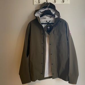 Like New. Canada Goose Nanaimo Jacket in Medium